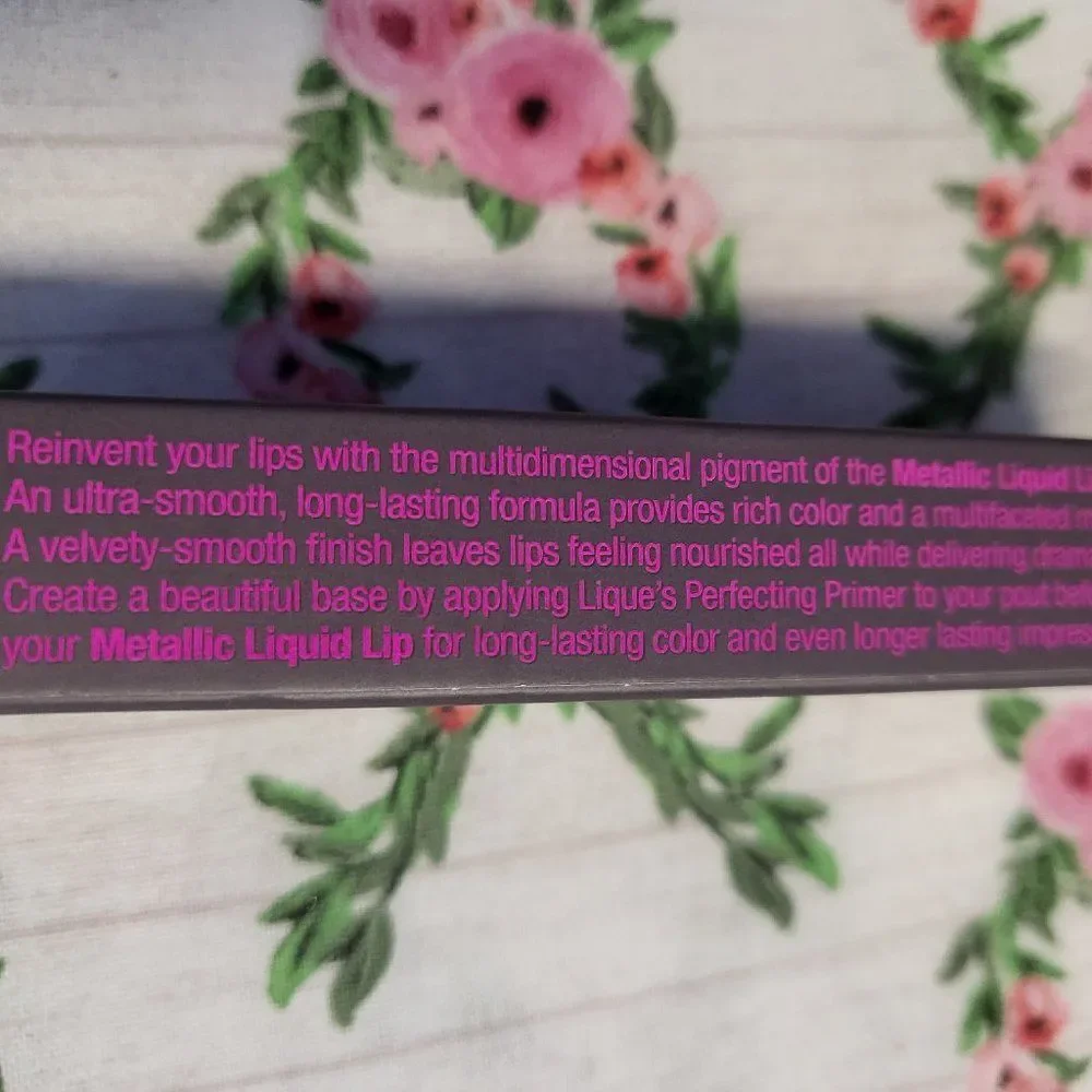 Lique Metallic Liquid Lip Gloss Delicious